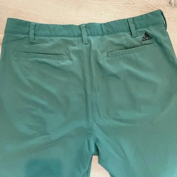 Adidas Mens Stretch Mid Rise Regular Fit Flat Front Chino Shorts Green Size 34 - Picture 8 of 9